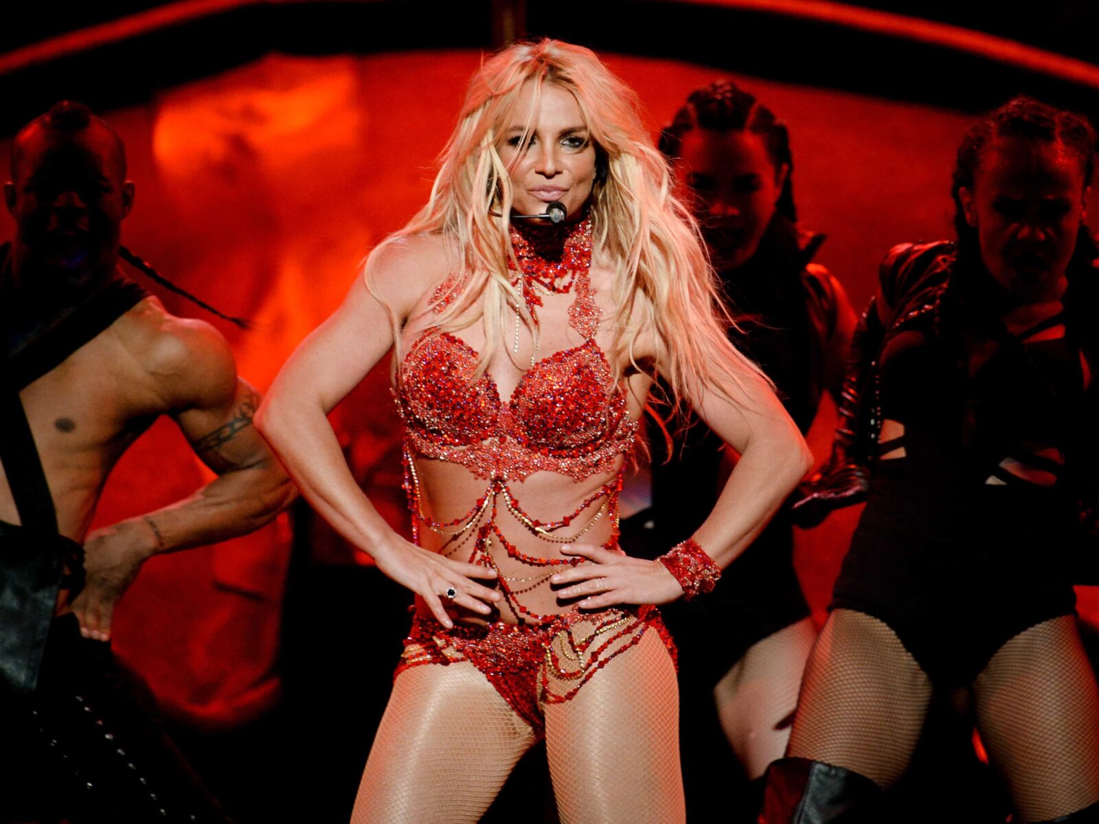 Britney Spears, 2016 BBMAs