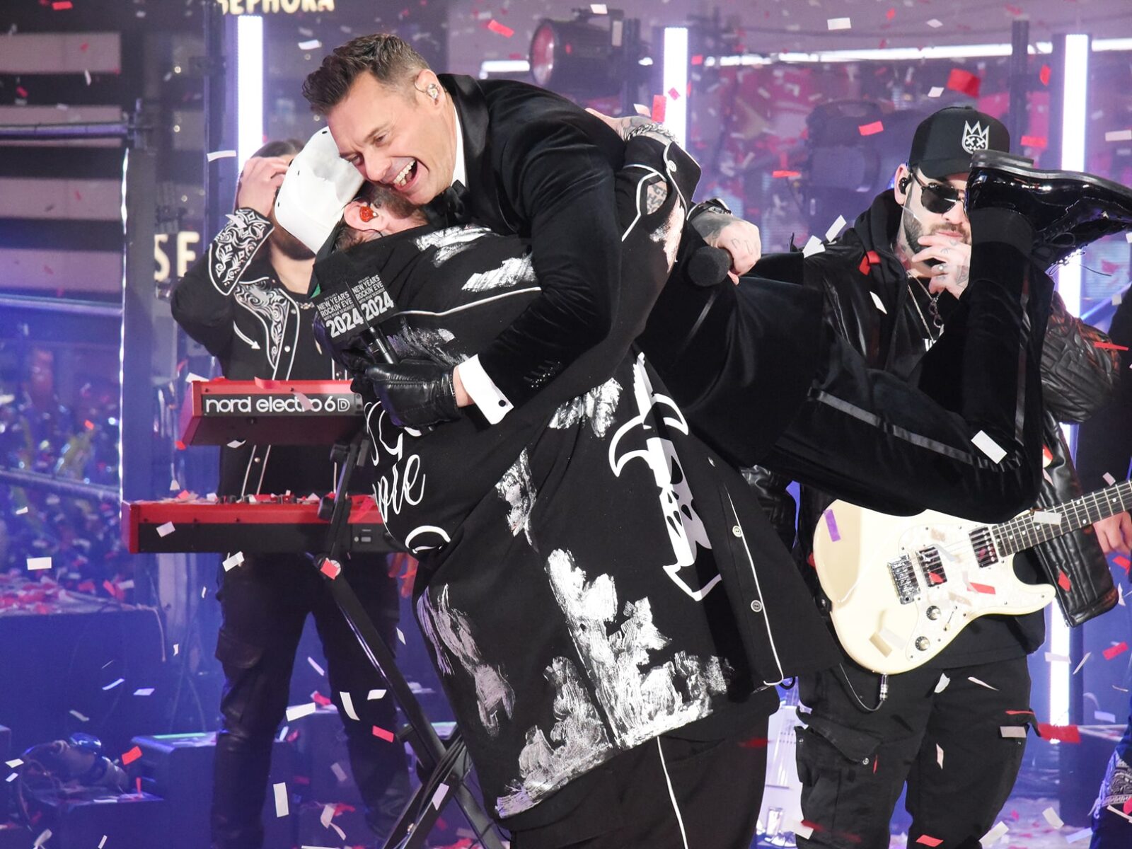 Jelly Roll & Ryan Seacrest, NYRE 2023