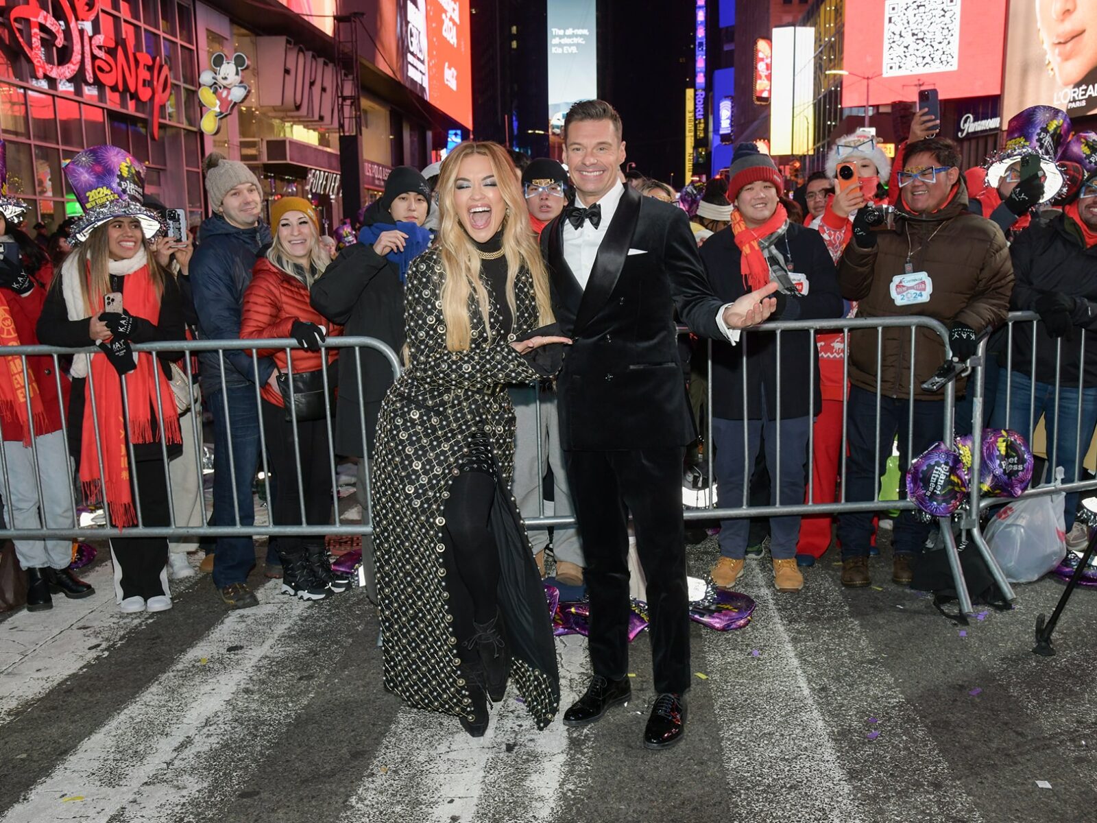 Rita Ora & Ryan Seacrest, NYRE 2023