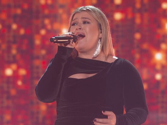 Kelly Clarkson, Academy of Country Music Awards 2022