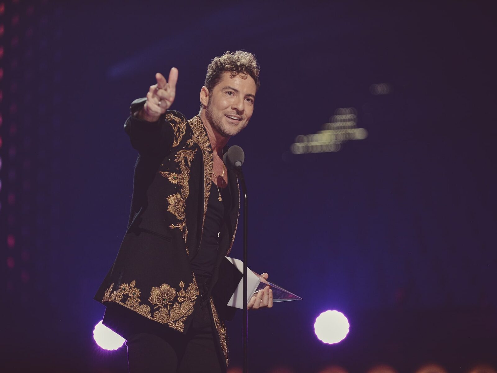 David Bisbal, 2023 Latin AMAs