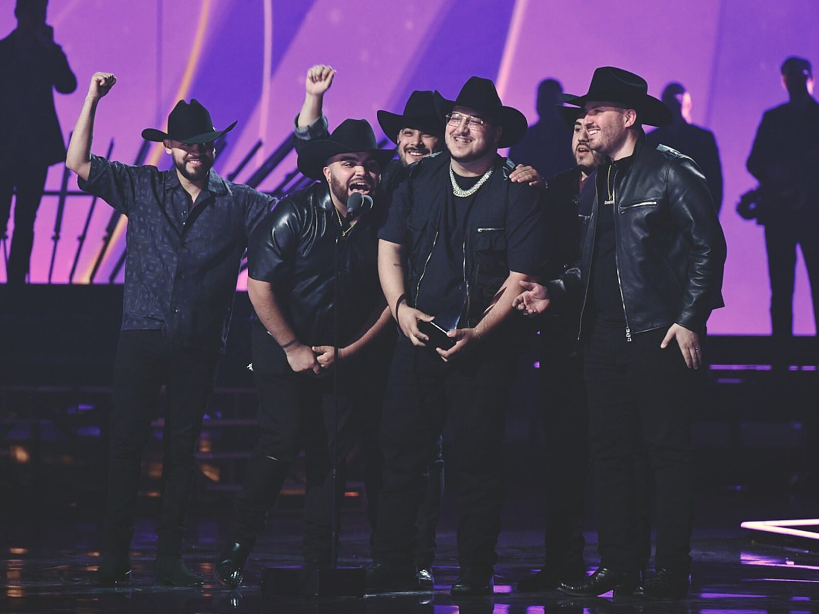 Grupo Frontera, 2023 Latin AMAs